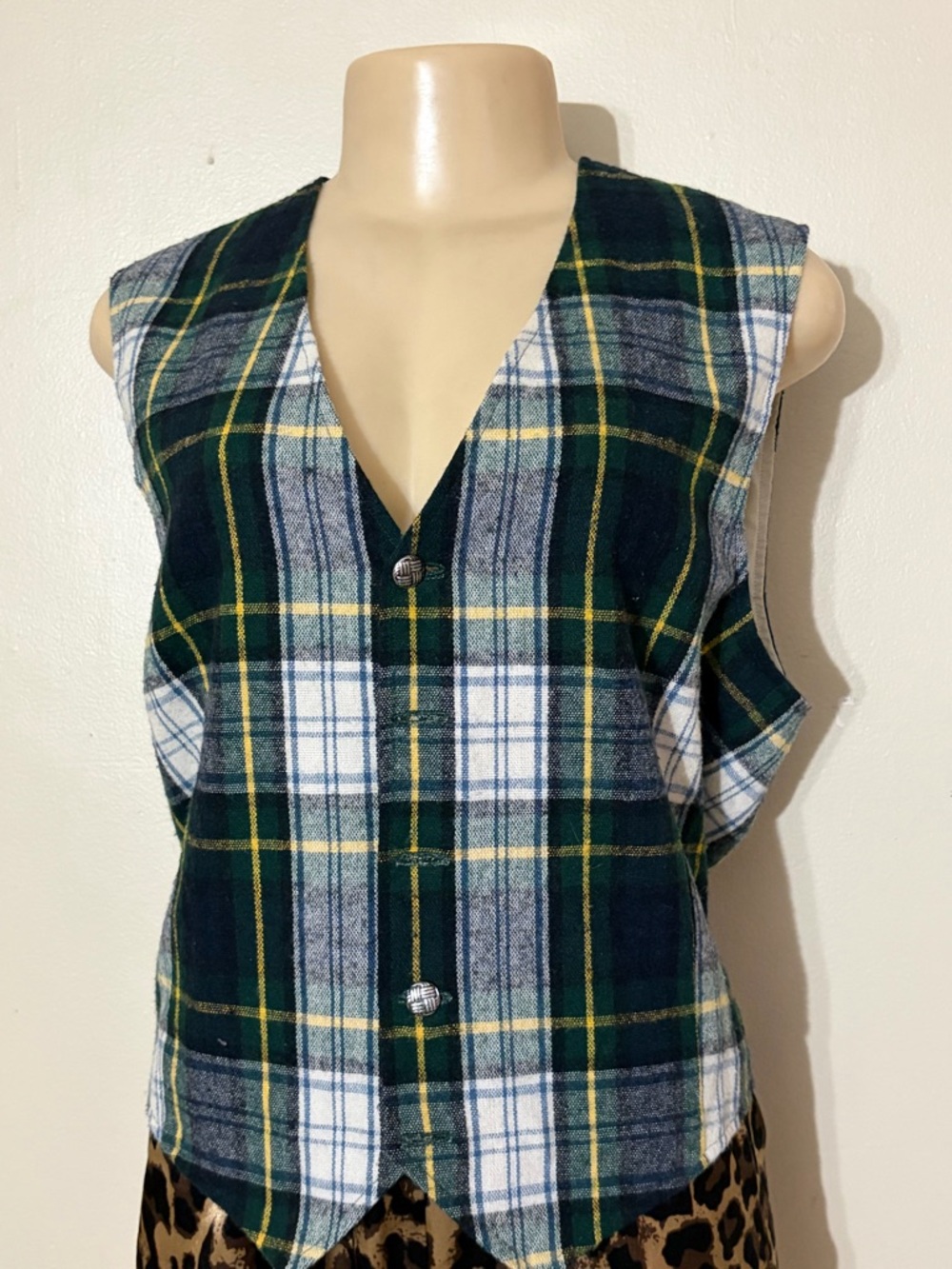 Green Plaid Button-Front Women's Vest Top